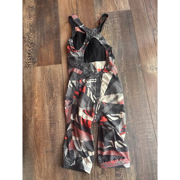 TYR Avictor Prelude Open Back Kneeskin Tech Suit Swimsuit 26 Competition Swim - Picture 3 of 5